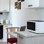 Апартаменты Bgy Airport 10min Casa Moderna Con Ampio Balcone *
